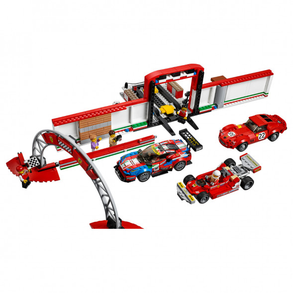Конструктор LEGO Speed Champions 75889 Гараж Ferrari в Нижнем Тагиле