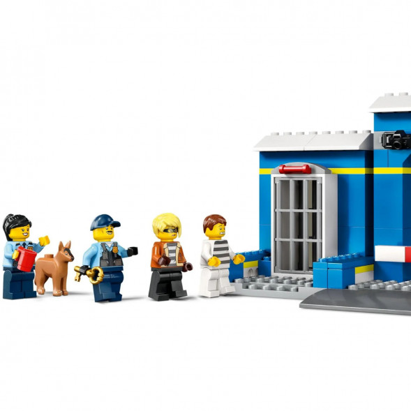 Конструктор LEGO City 60370 Побег из полицейского участка в Нижнем Тагиле
